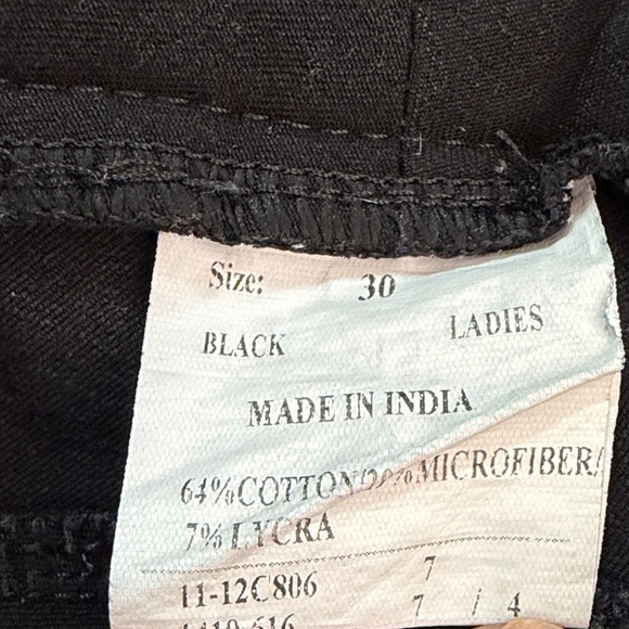 Black Riding Pants with Crocodile Pattern - Picture 2 of 4